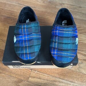 Thermoball traction mule V, size 8